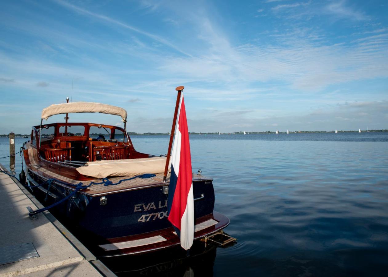 Welcome In - Houseboat 'Elysium' Met Eigen Aanlegsteiger Sneek - Offingawier 外观 照片